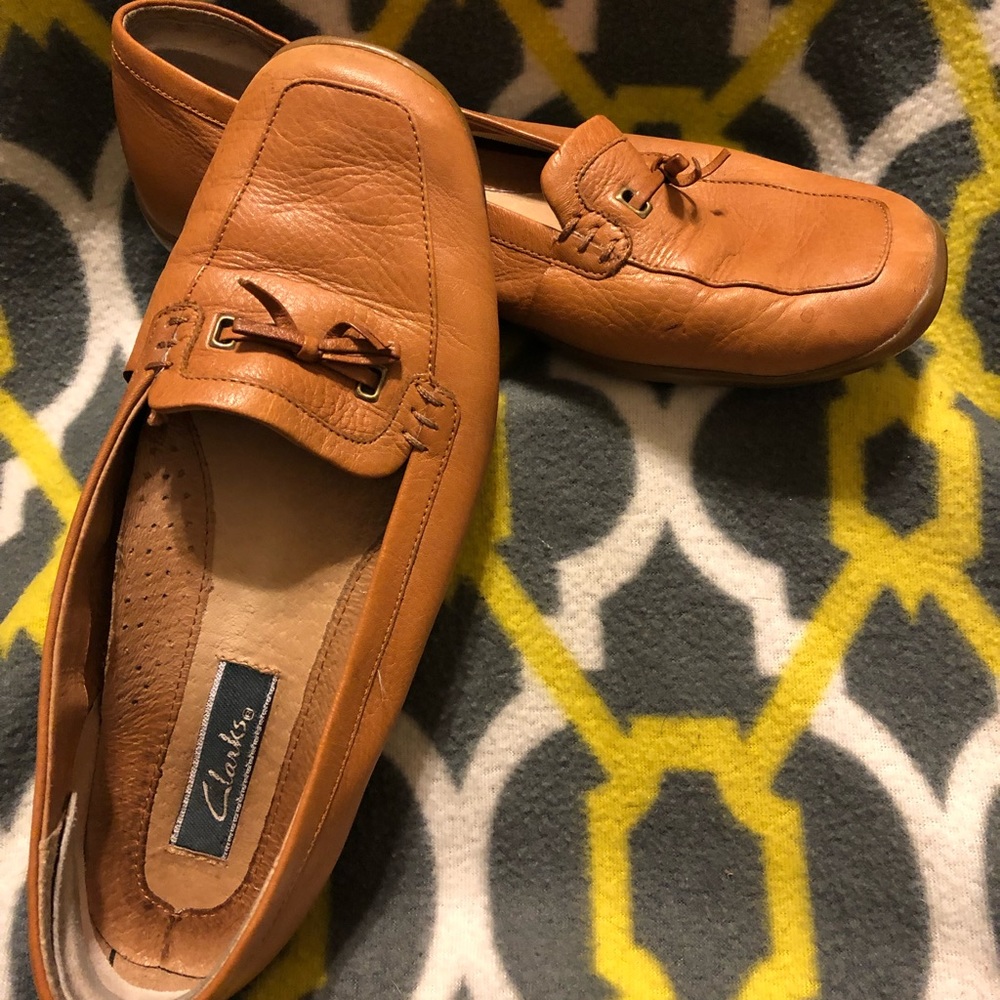 Clarks flats
